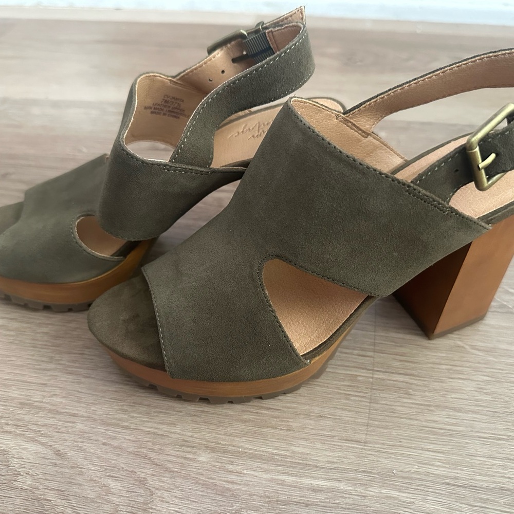 Crown Vintage Khaki Platform Heels